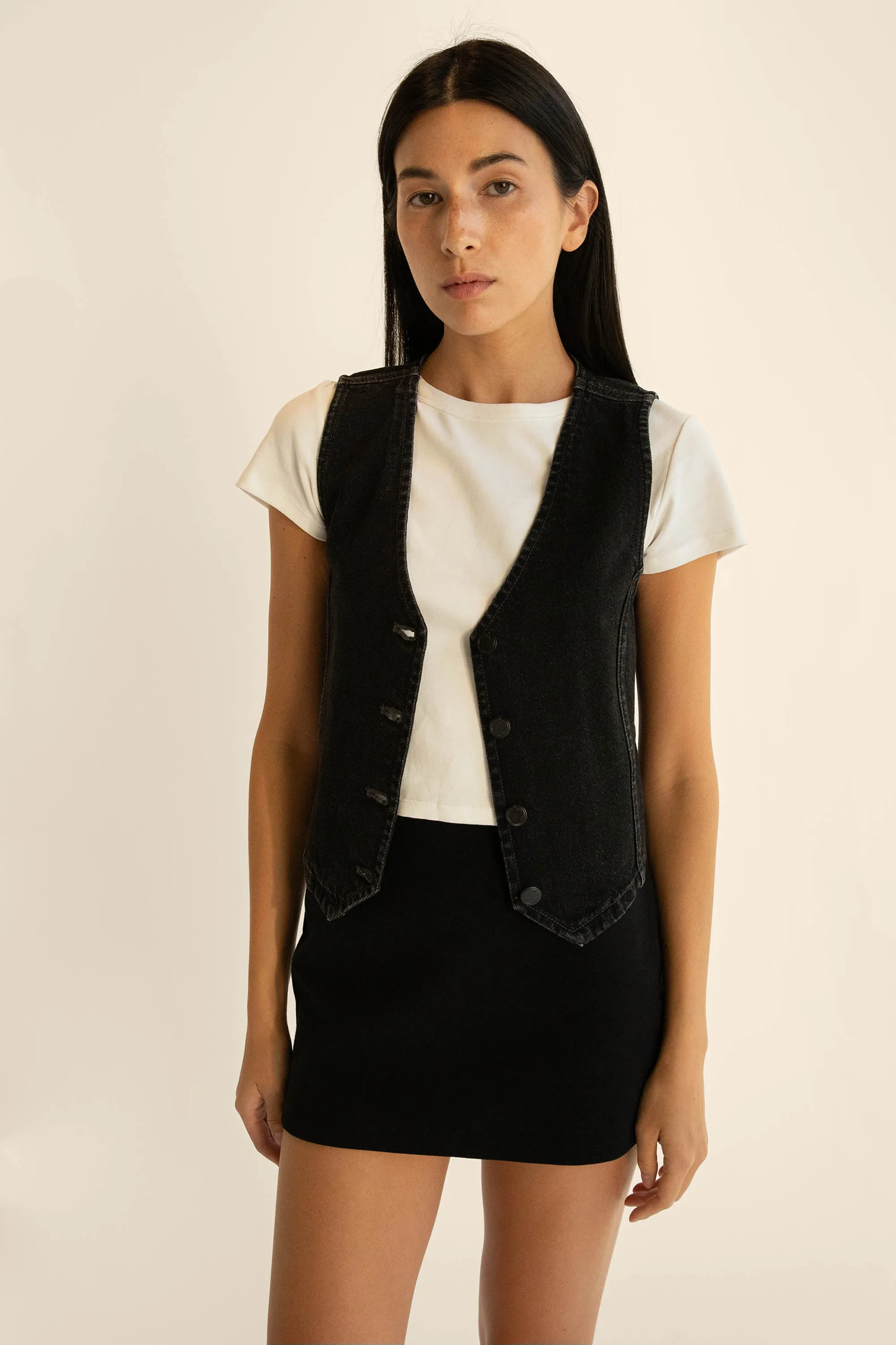 BLACK DENIM VEST