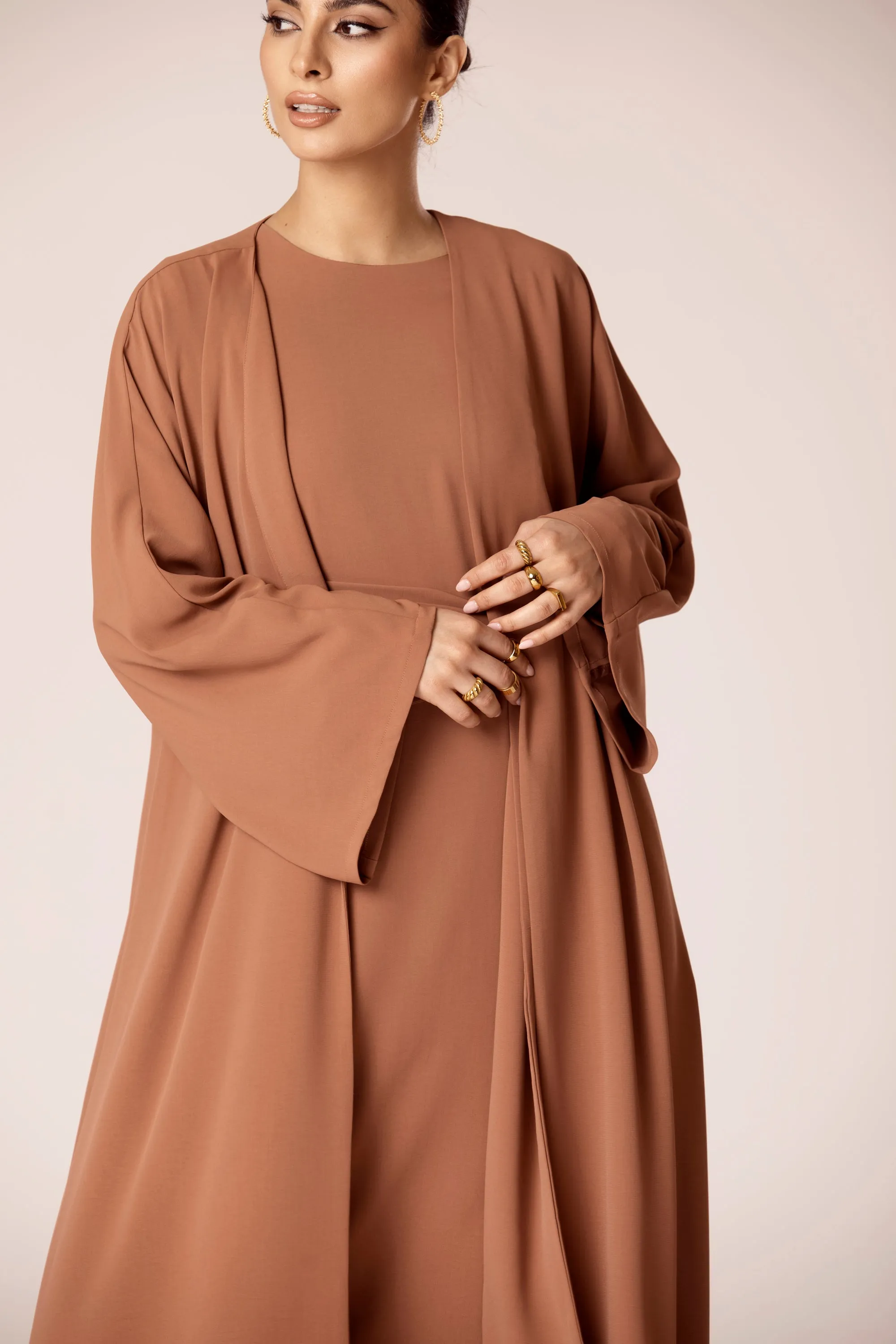 Isabella Open Abaya - Mushroom