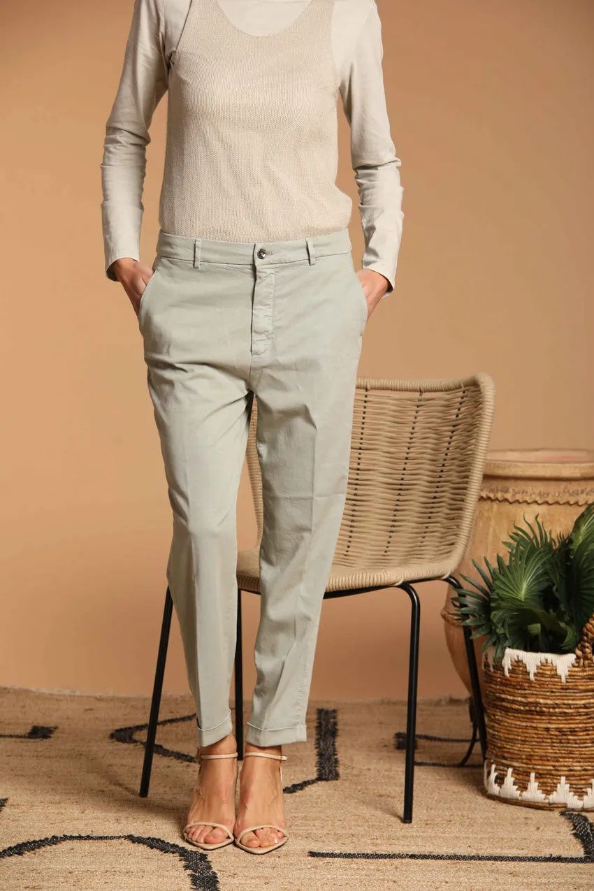 New York Cozy women's chino pants in gabardine relaxed fit