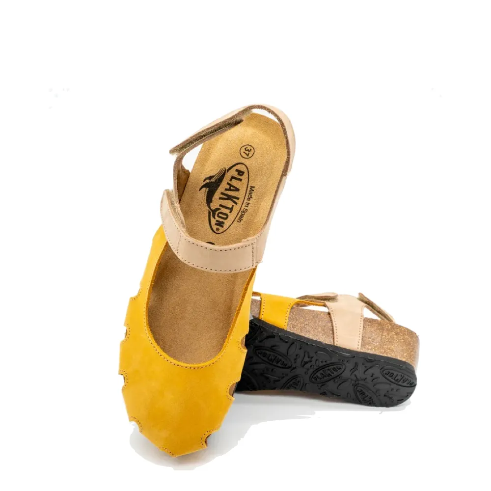 Plakton Women's Amy Closed Toe Sandal in Mayo/Nocciola Mustard/Tan